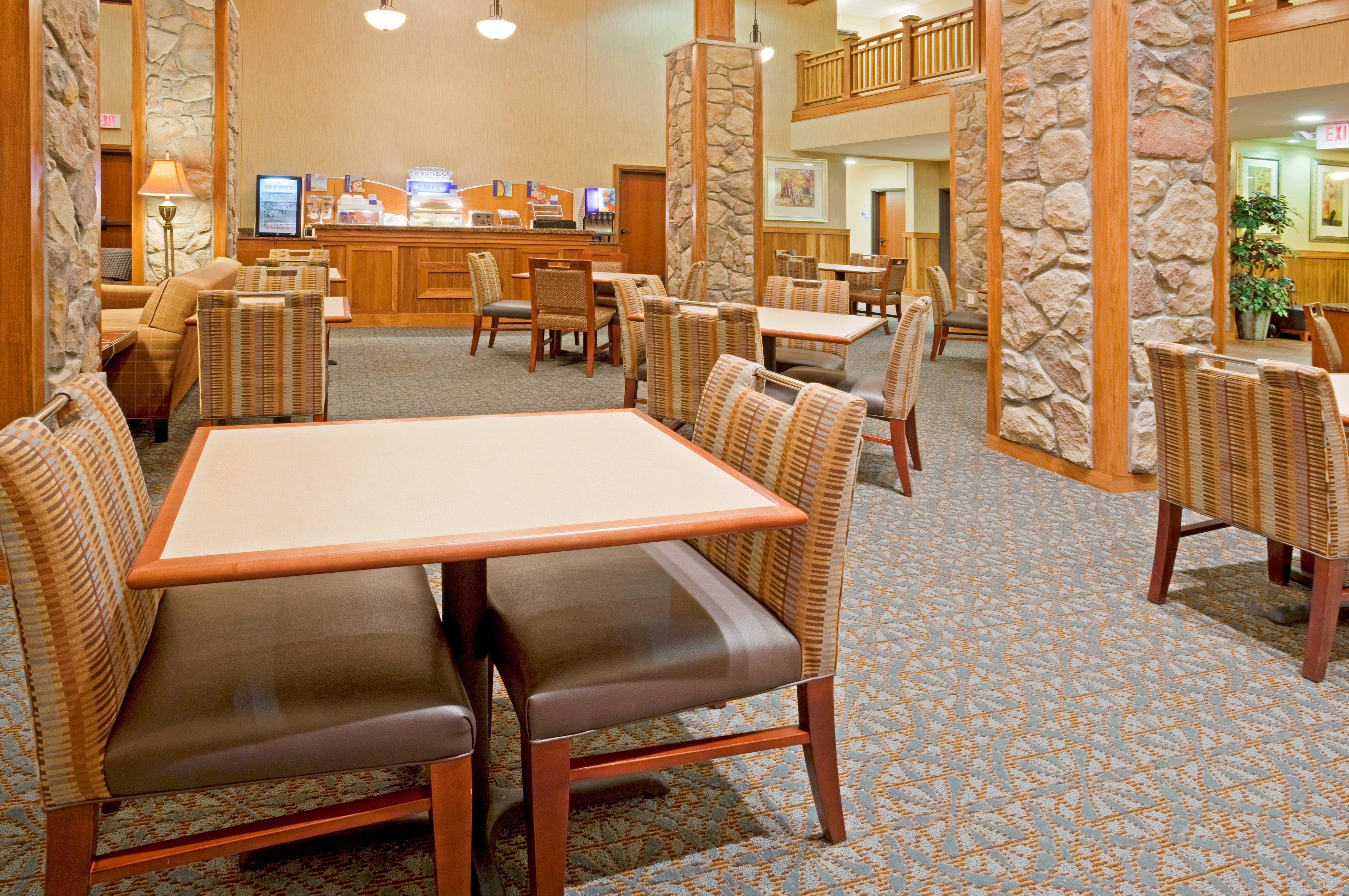 Comfort Inn & Suites Mountain Iron And Virginia Exterior foto