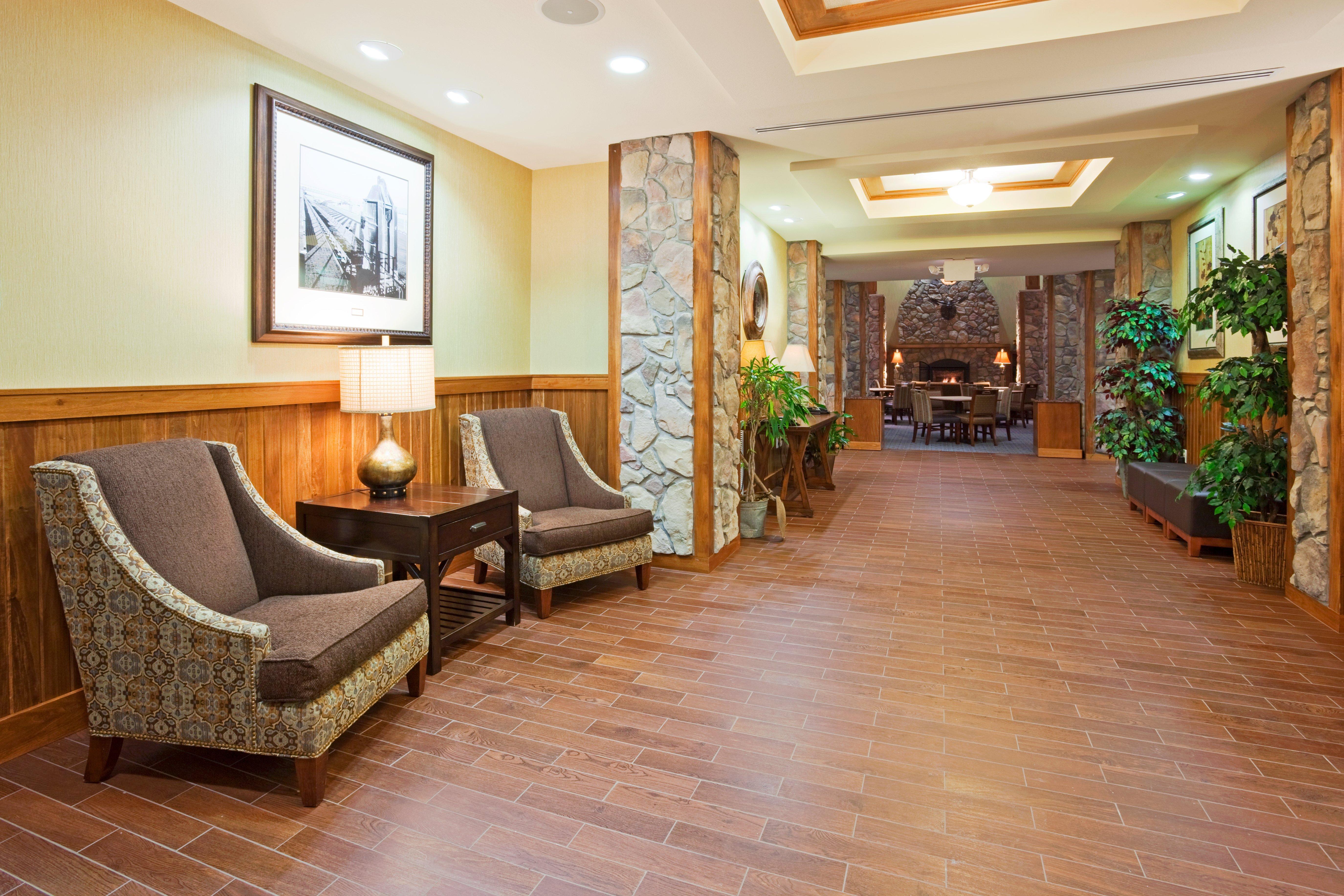 Comfort Inn & Suites Mountain Iron And Virginia Exterior foto