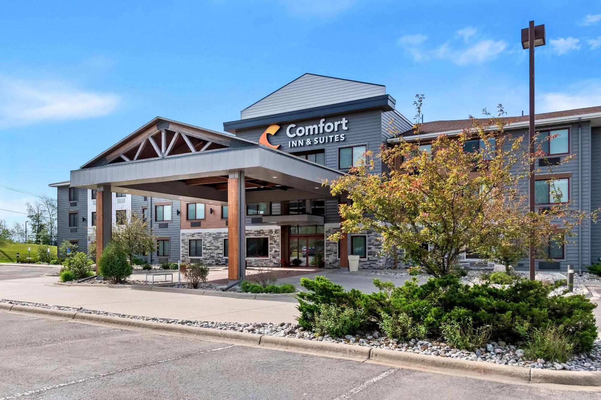 Comfort Inn & Suites Mountain Iron And Virginia Exterior foto